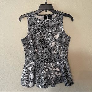 NWT Worthington black/white peplum top